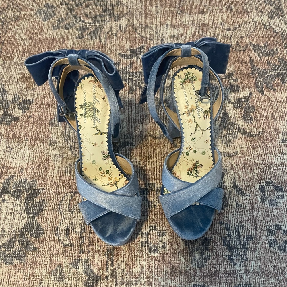 Antonio Melani x Nicola Bathie Blue Platform Heels, Size 8.5